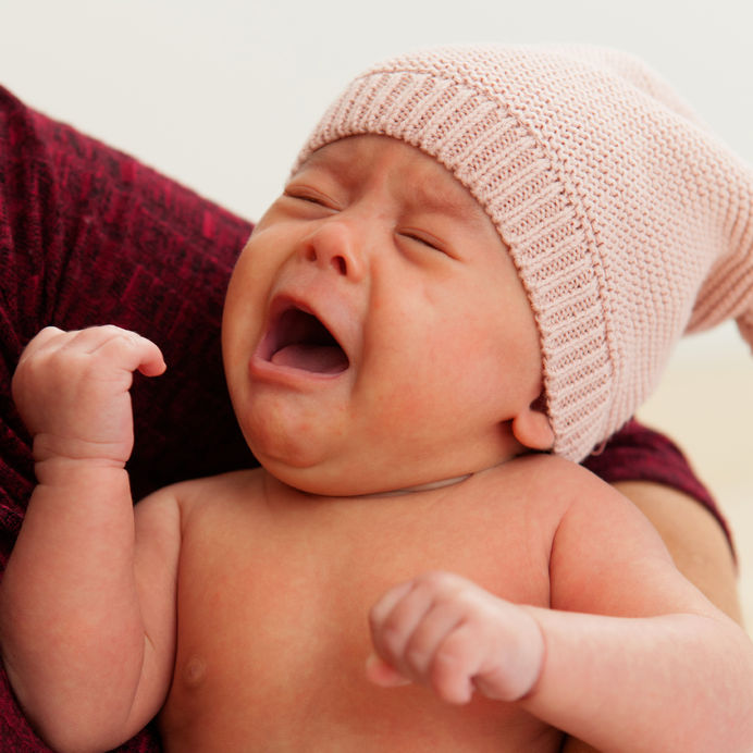 Signs of Colic in Babies, Plus Causes of and Remedies for Baby Colic